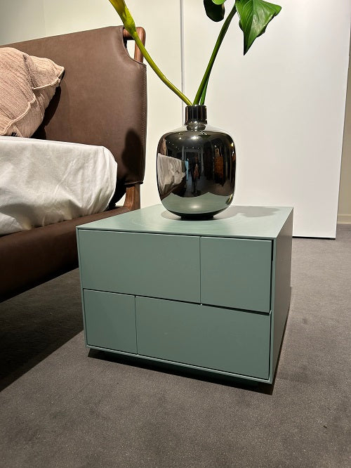 Gruppo Notte Comò e Comodini Laccato Chiaro Opaco Muschio Falegnameria 1946 ZENO