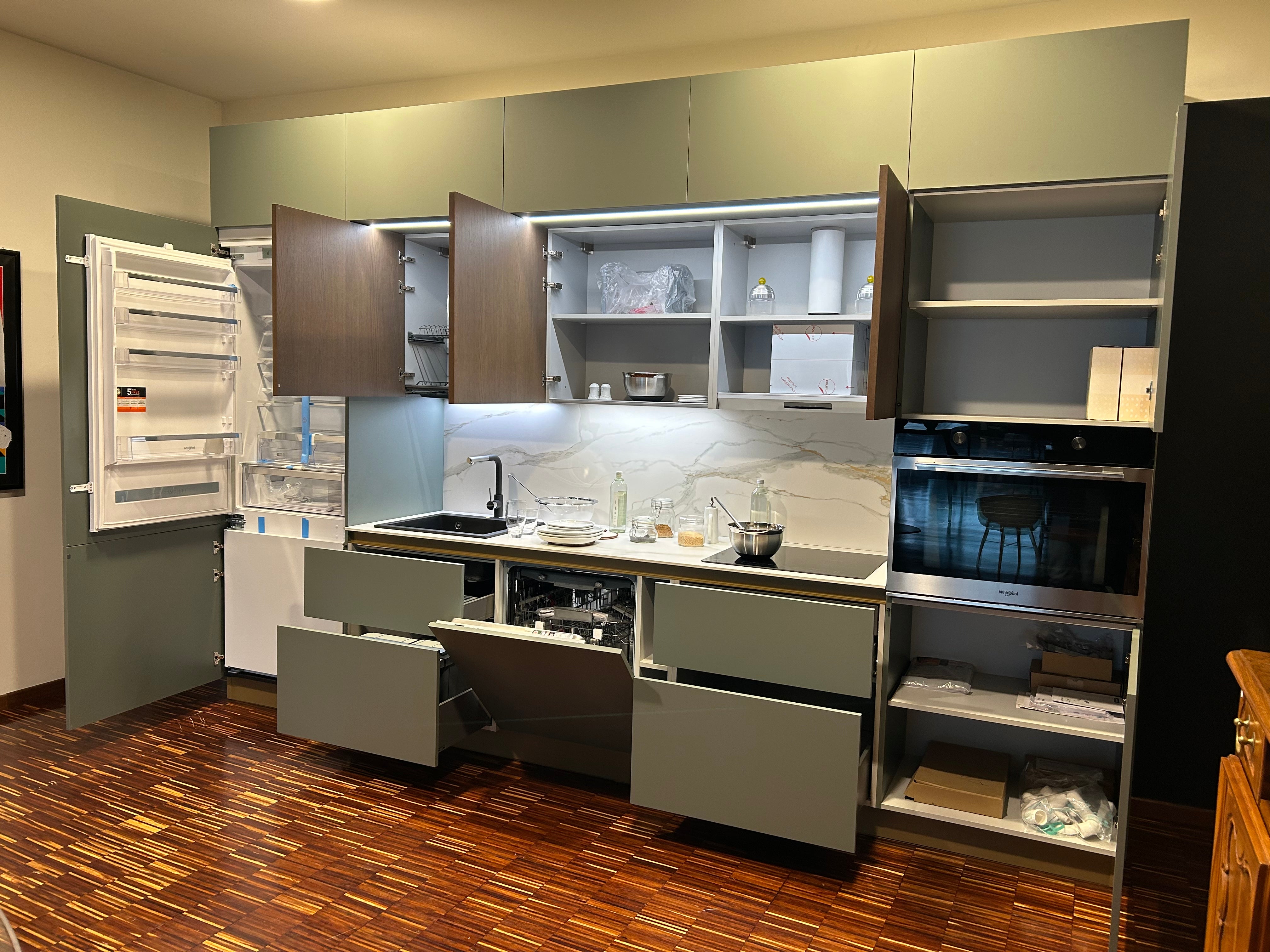 Cucina Moderna Artigianale Lineare Made in Italy Pet Verde Ceramica Calacatta ORO - Offerta Outlet Imperdibile!