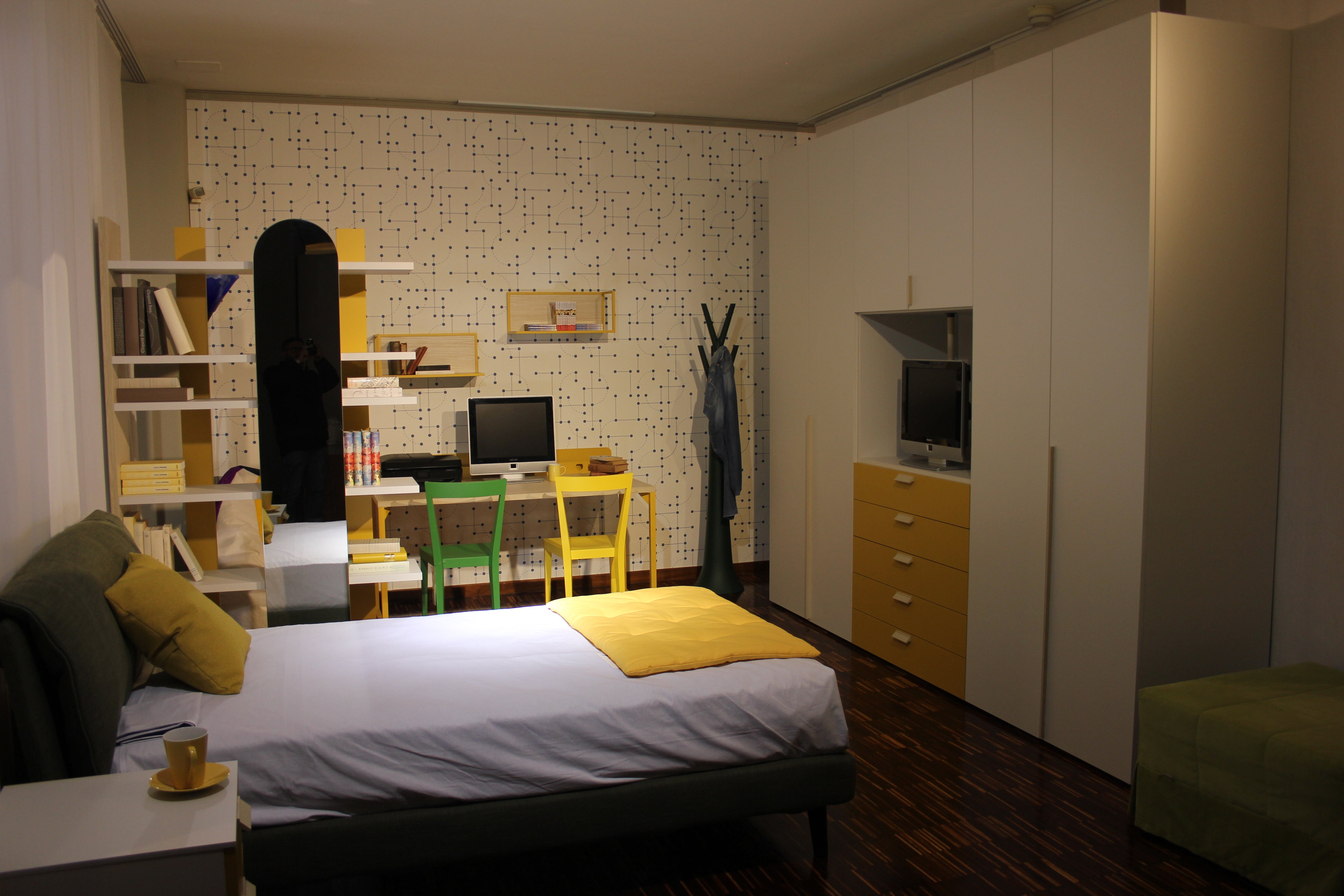 Cameretta per bambini Nidi By Battistella con Armadio Scrivania e Libreria