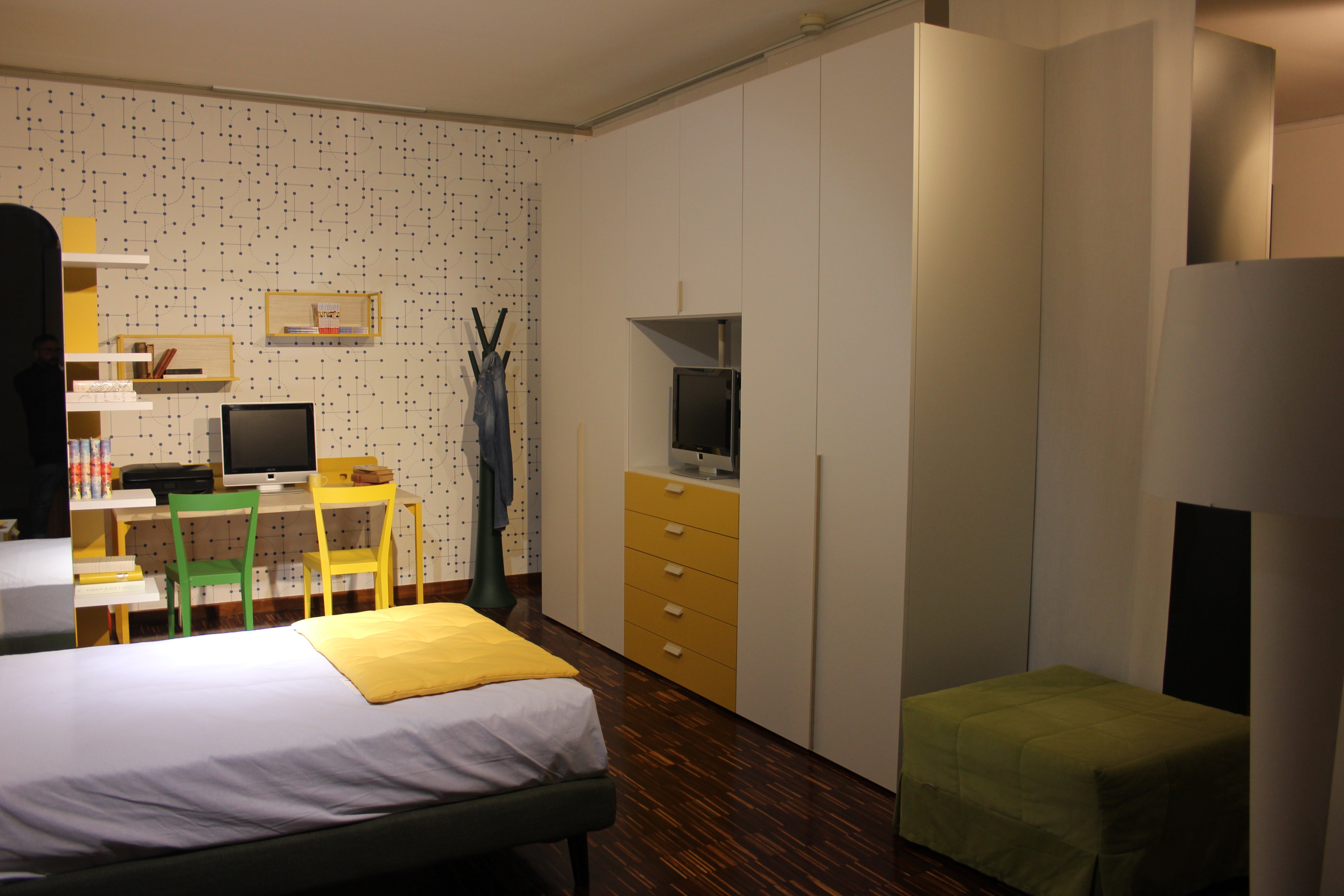 Cameretta per bambini Nidi By Battistella con Armadio Scrivania e Libreria