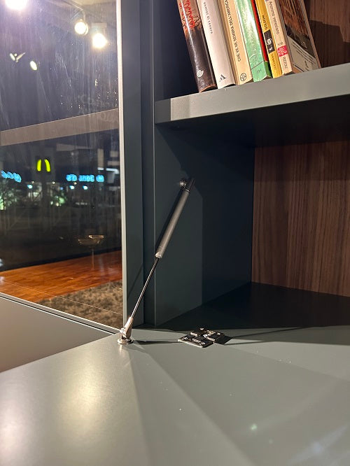 Parete attrezzata "Living system 2024" By Novamobili laccata verde prezzo Scontata Outlet