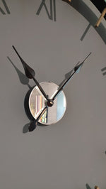 Orologio "Time" da parte in legno e vetro argento By Schuller Offerta Outlet scontato