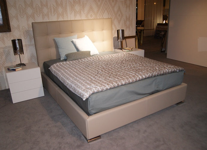 Letto Matrimoniale "Victor" plus By V&nice in pelle Codice 832320 CAT E