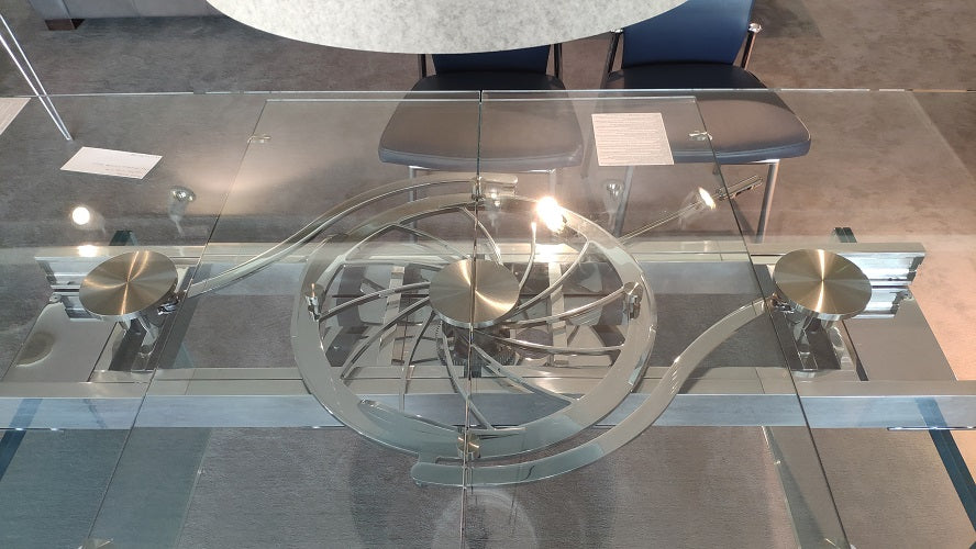 Tavolo rettangolare allungabile "Quasar" By Naos in cristallo Offerta Outlet scontato