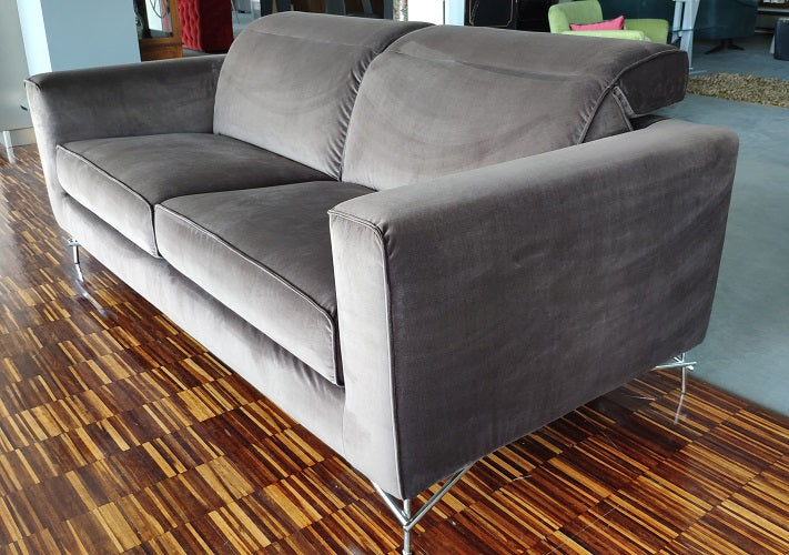 Divano in tessuto effetto velluto "Leonardo" by Marinelli