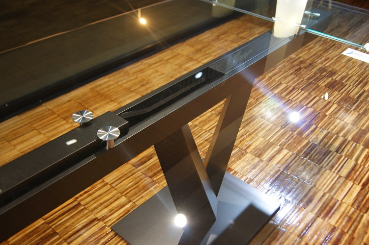 Tavolo allungabile da soggiorno Minosse By Naos in cristallo prezzo scontato outlet