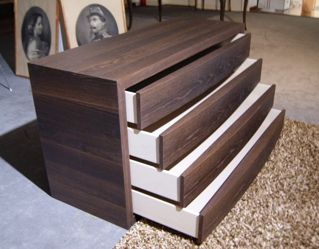 Gruppo Comò e Comodini "Glicine" By Falegnameria 1946 Prezzo outlet