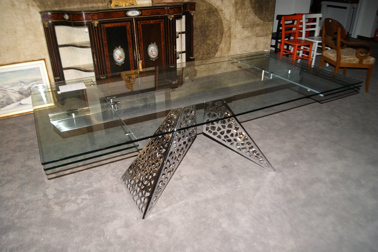 Tavolo COLISEUM by Naos in prezzo scontato offerta outlet