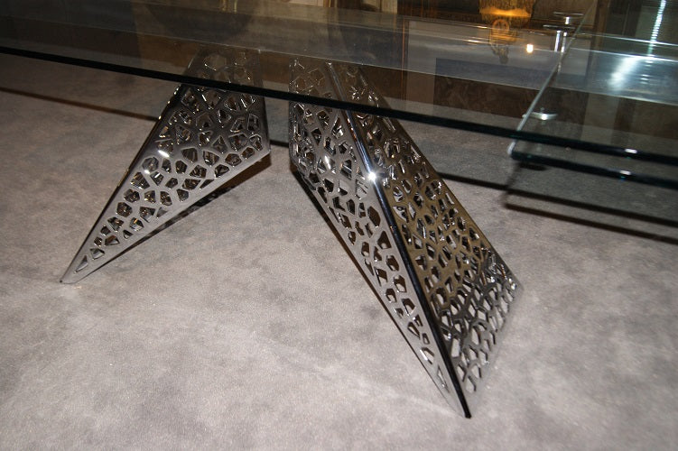 Tavolo COLISEUM by Naos in prezzo scontato offerta outlet