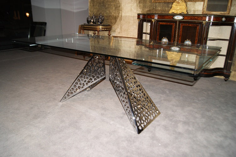 Tavolo COLISEUM by Naos in prezzo scontato offerta outlet