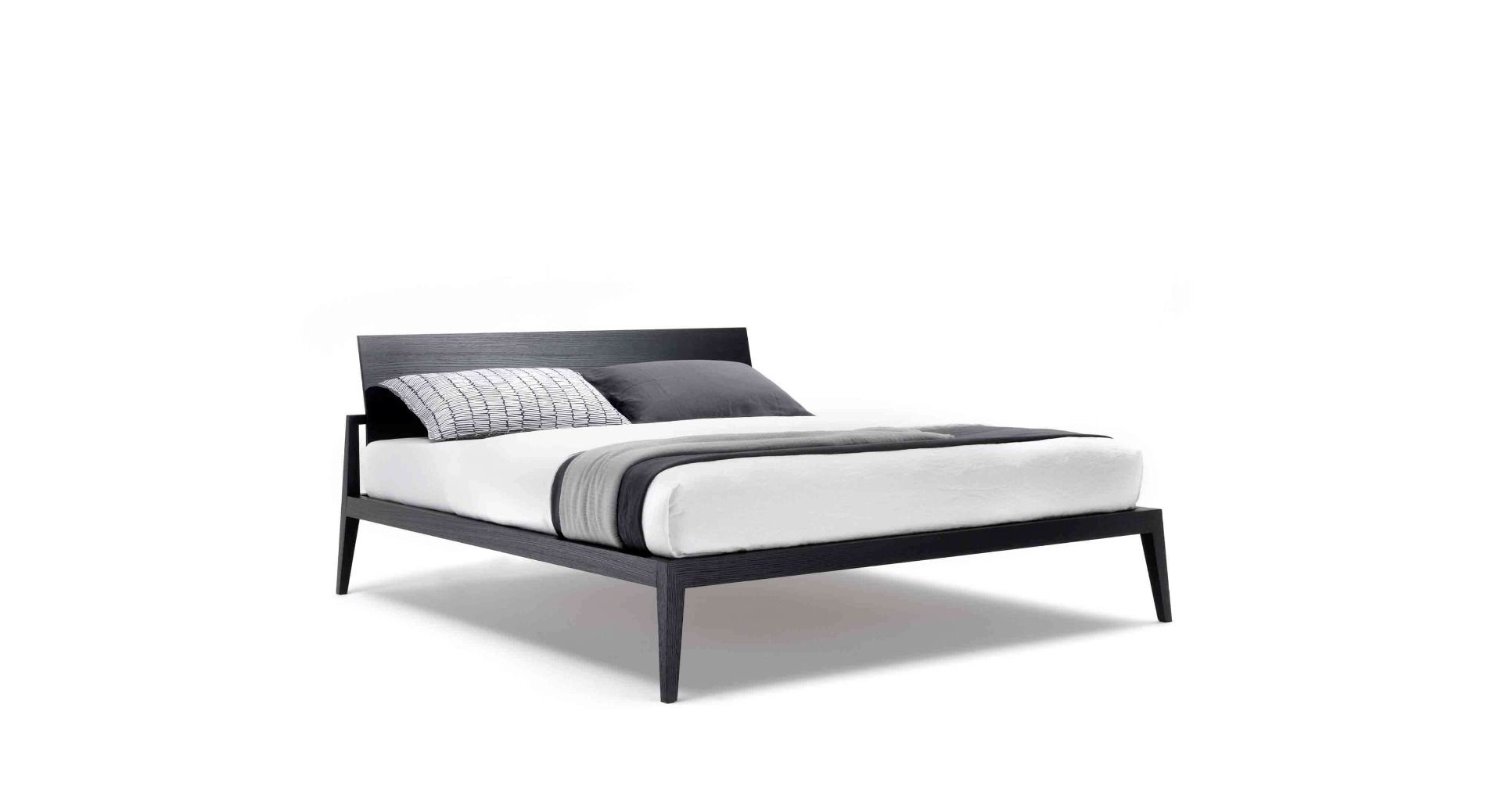 Letto Matrimoniale "Theo" studio kairos by Lema