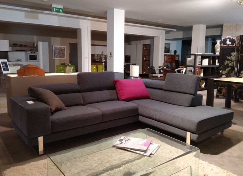 Divano angolare in Tessuto Space "B229" By Bruma in offerta Outlet