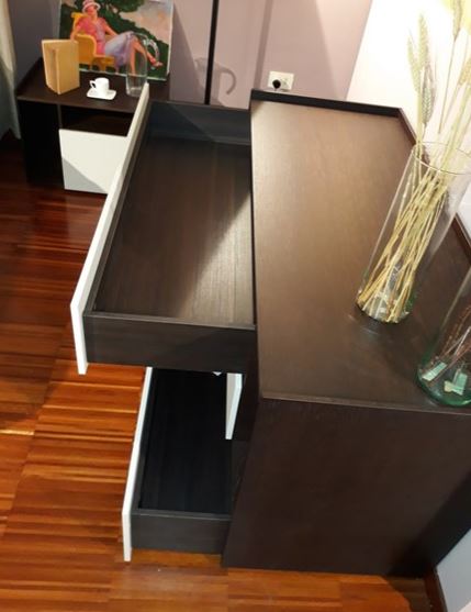 Comò e comodini "Tip" By Lema laccati bianco opaco e rovere Offerta Outlet