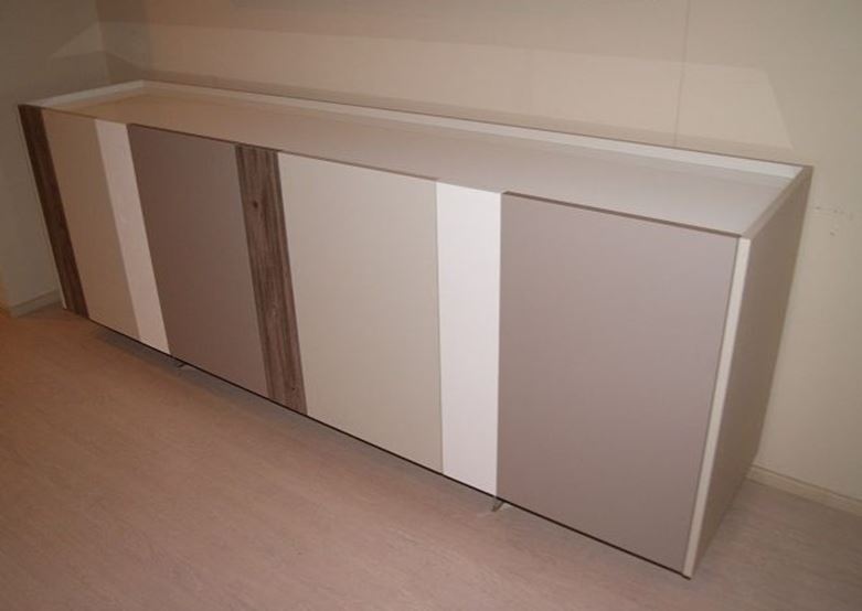 Madia moderna "Band" By Zanotti a 4 ante in vari colori Offerta Outlet