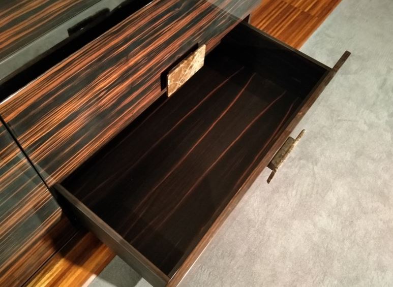 Comò e comodini "Evelyn" By Longhi in legno di Ebano - Giuseppe Viganò