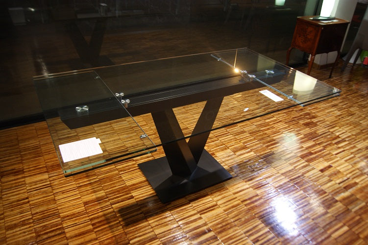 Tavolo quadrato allungabile Bravo By Ozzio in vetro temperato prezzo –  Mobilificio Adriatico