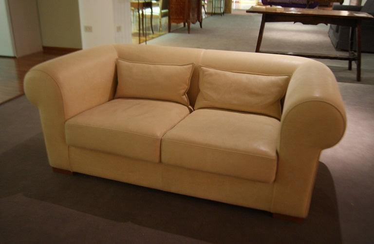 Divano 2 posti Piccadilly By Valdichienti in pelle Prezzo scontato Outlet