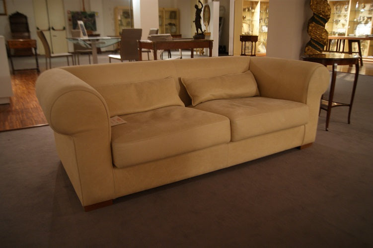Divano 3 posti Piccadilly By Valdichienti in pelle Prezzo scontato Outlet