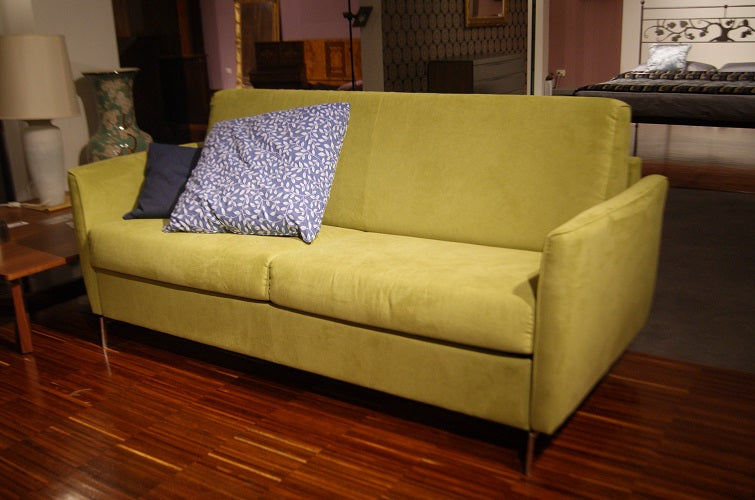 Divano letto moderno da una piazza e mezzo Happy By Bruma prezzo scontato